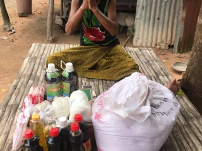 DONATION OF ESSENTIAL FOOD ITEMS TO FLOOD VICTIMS 2